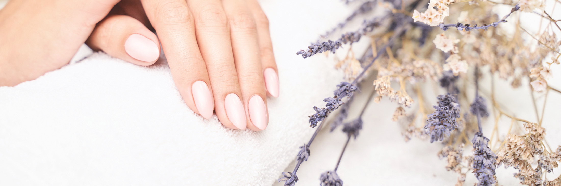natural nails manicure